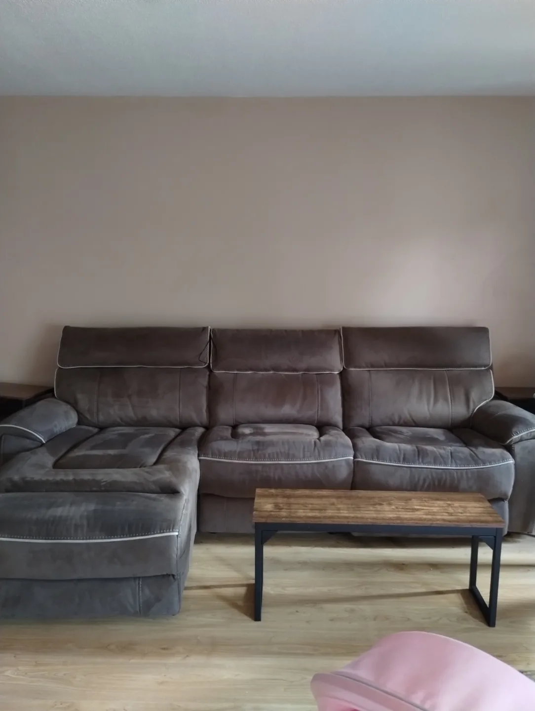 Reclining Sectional Sofa with Ottoman