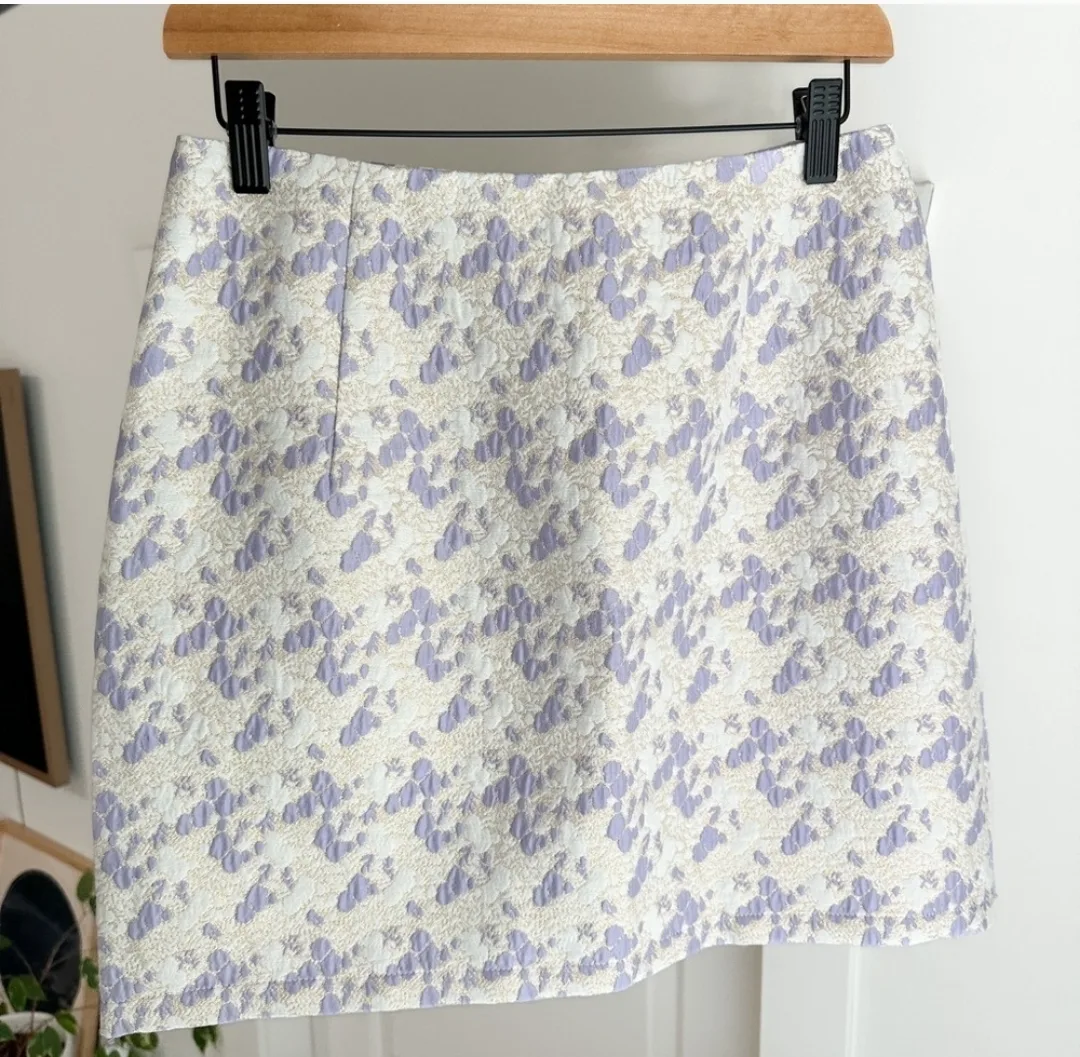 PIECES Lilac and Cream Floral Mini Skirt NWT thumbnail