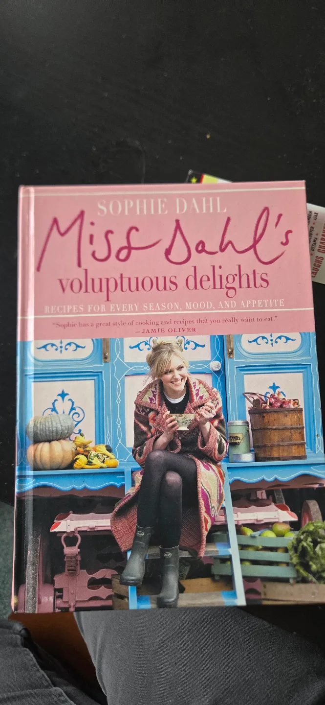 🥕 Sophie Dahl's Miss Dahl's Voluptuous Delights Cookbook thumbnail