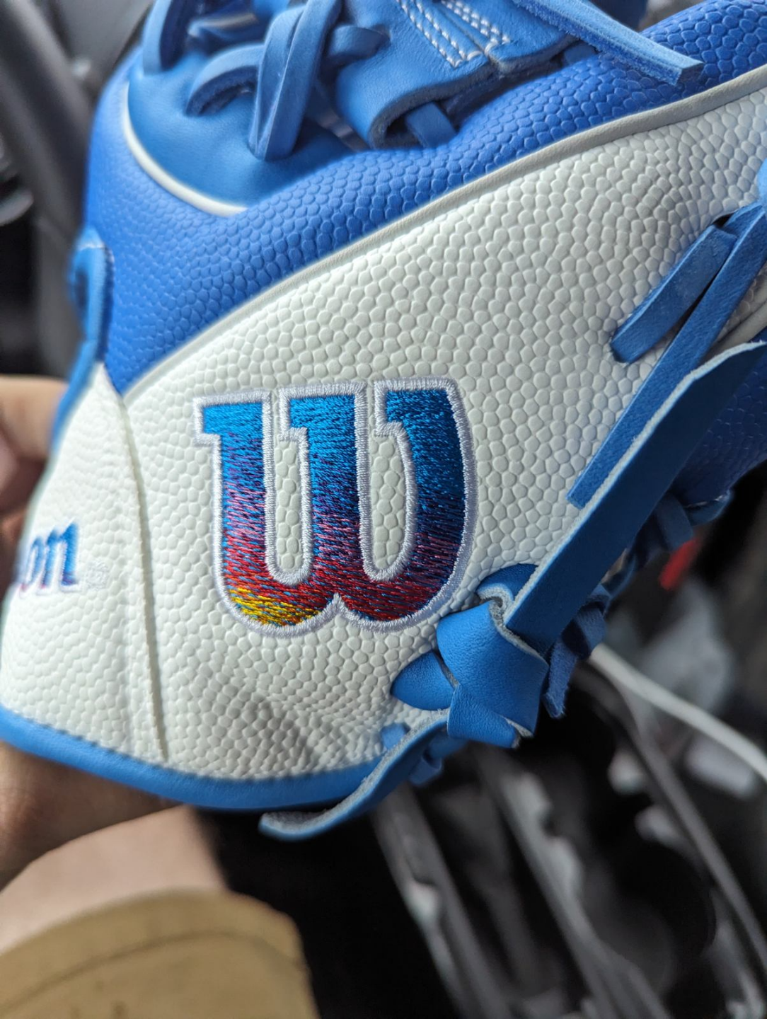 Wilson A2000 DR15 11.5'' Baseball Glove - Blue/White - photo 2
