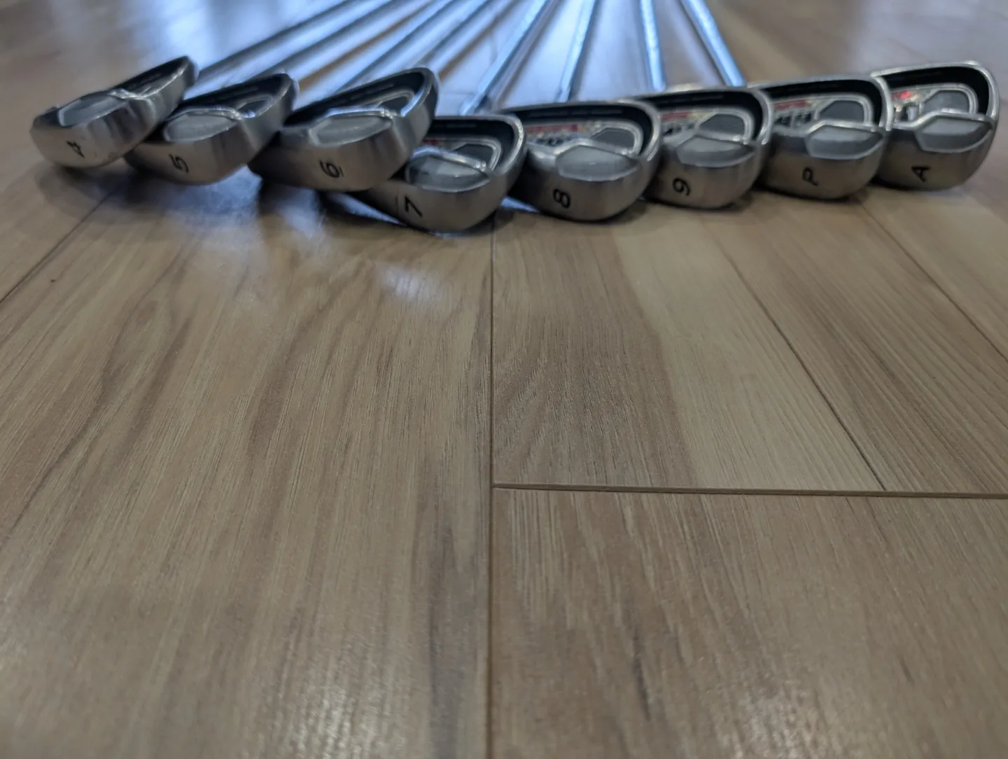 Taylor Made Tour Burner Iron Set image indicator(2)