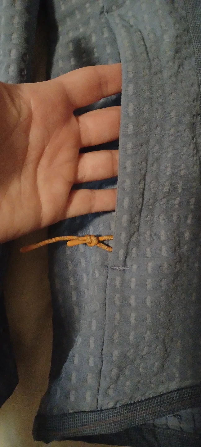 Lululemon Metal Vent Tech Half-Zip Pullover image indicator(5)