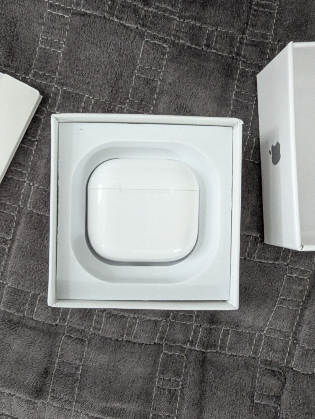 Apple AirPods 4 with Active Noise Cancellation - photo 5