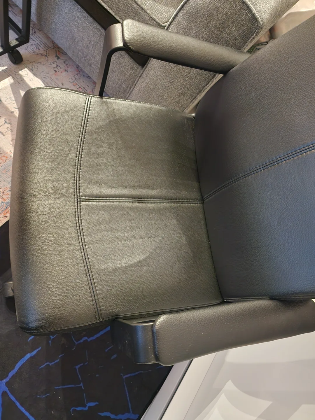 computer chair image indicator(3)