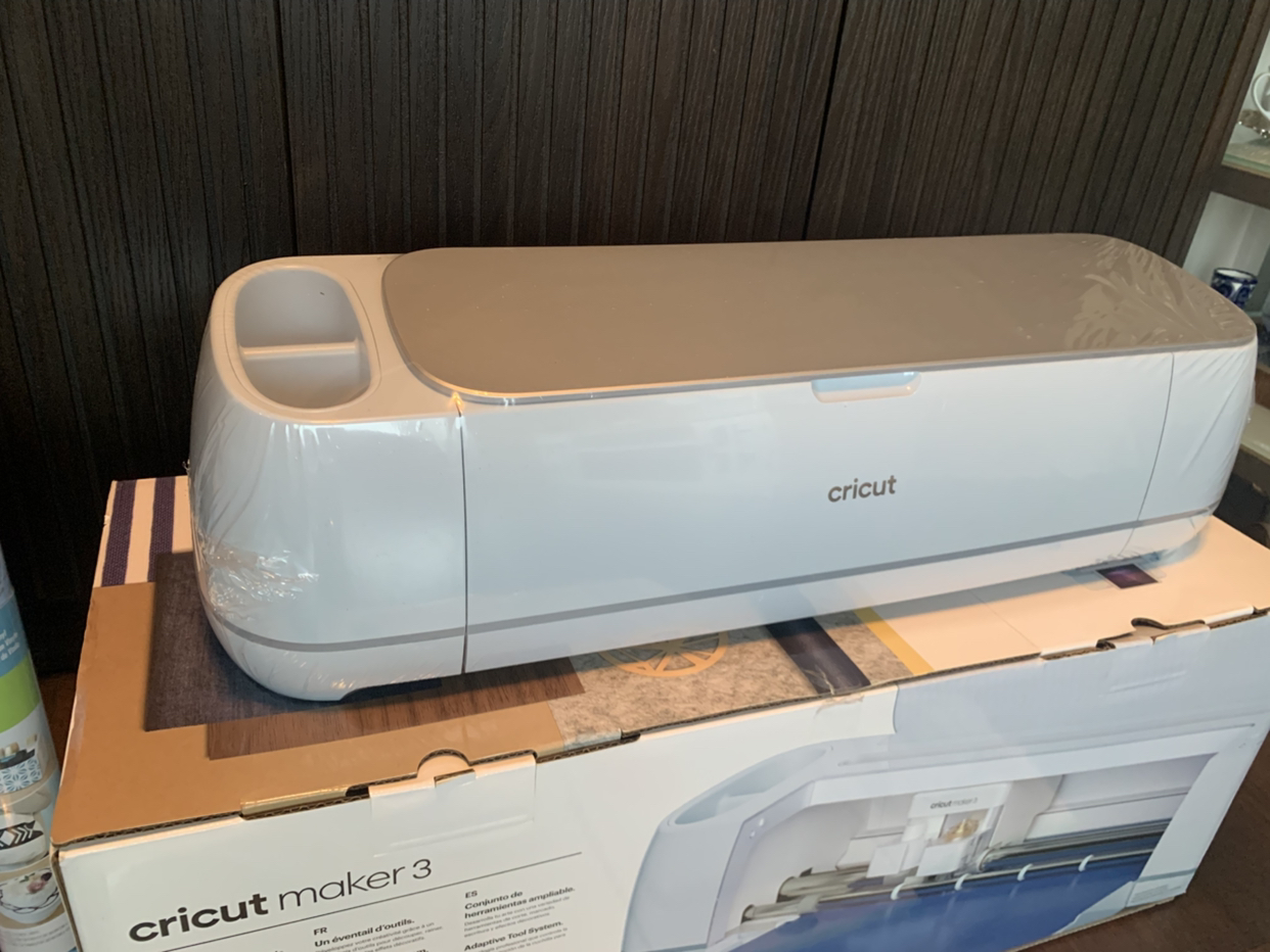 Cricut Maker 3 bundle - UNOPENED - photo 3