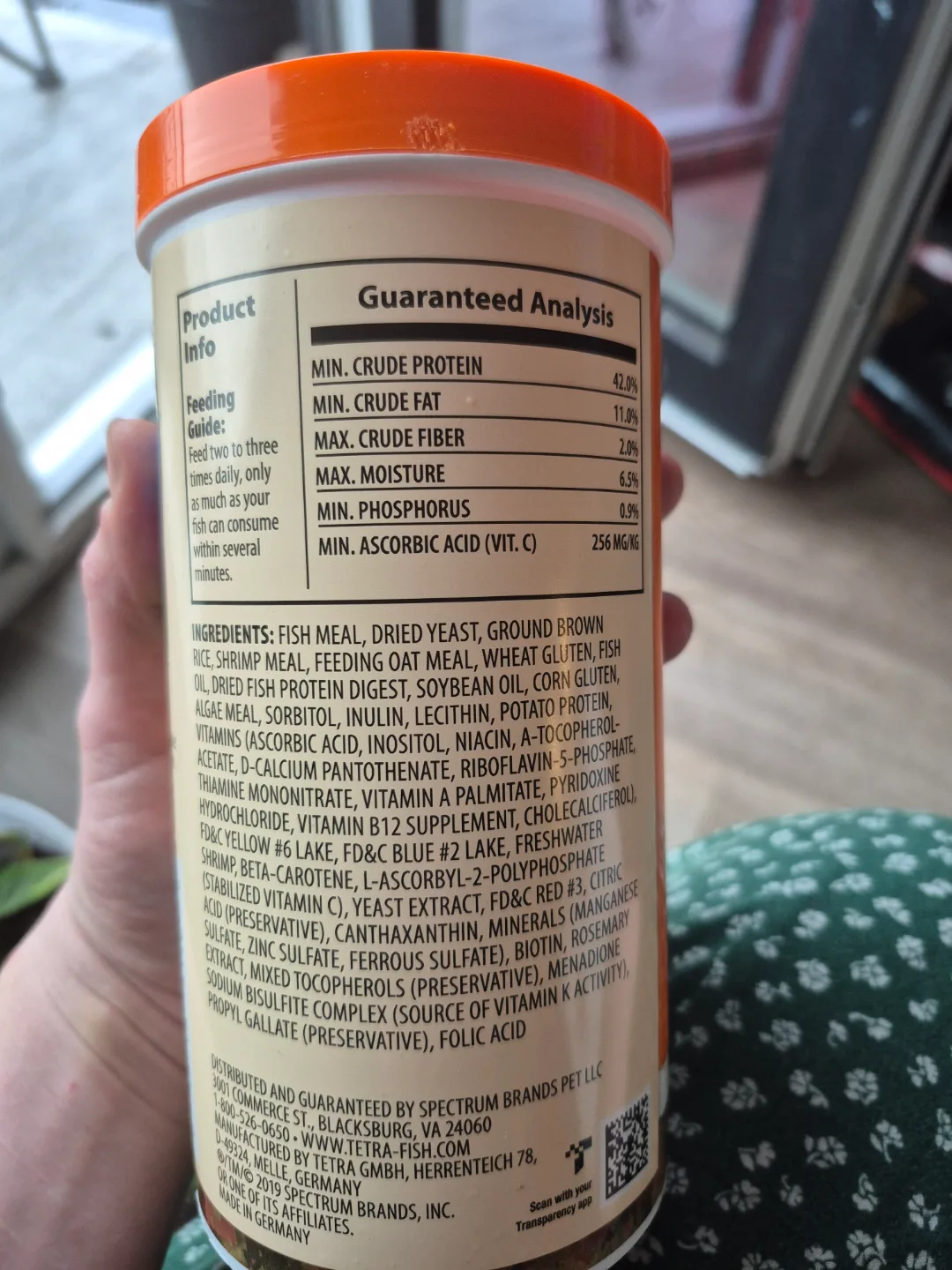 Tetra Goldfish Flakes & EasyBalance Plus Water Treatment image indicator(6)