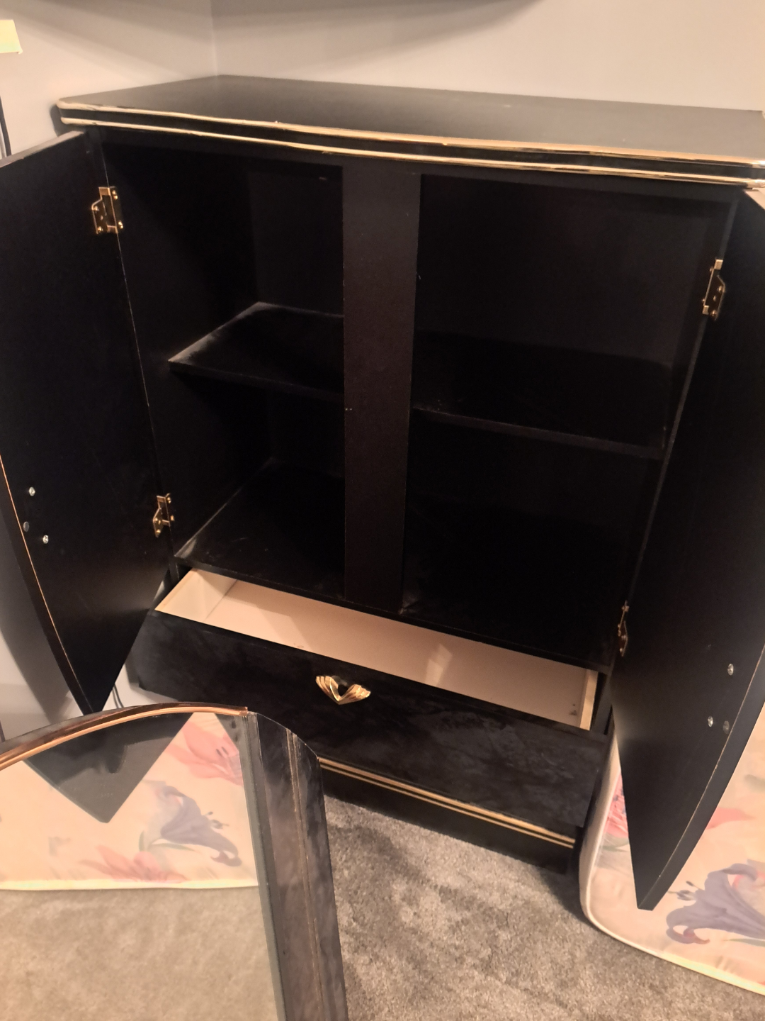 Black and Gold Vanity Set with Mirror