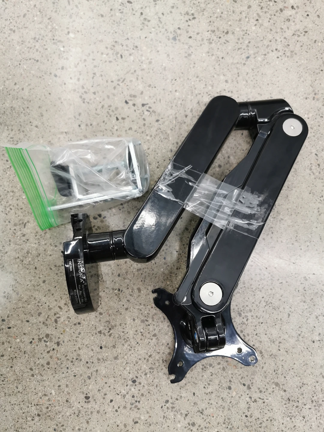 Adjustable Monitor Desk Mount Arm Insignia - photo 2