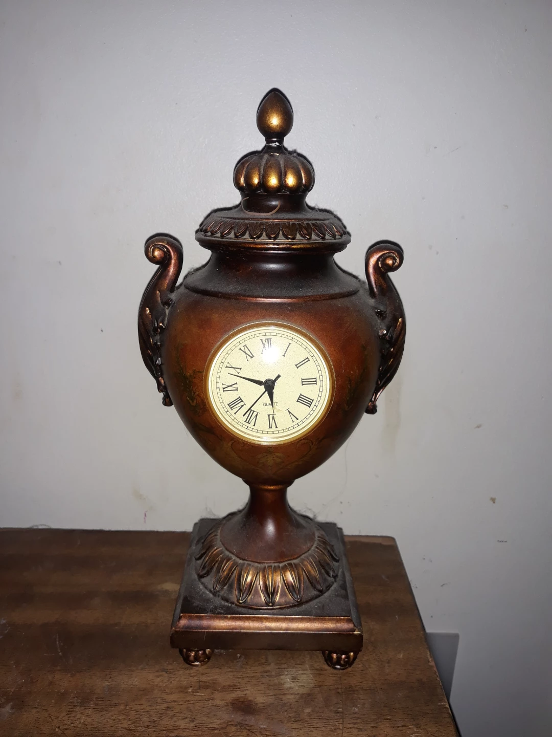Antique Style Table Clock