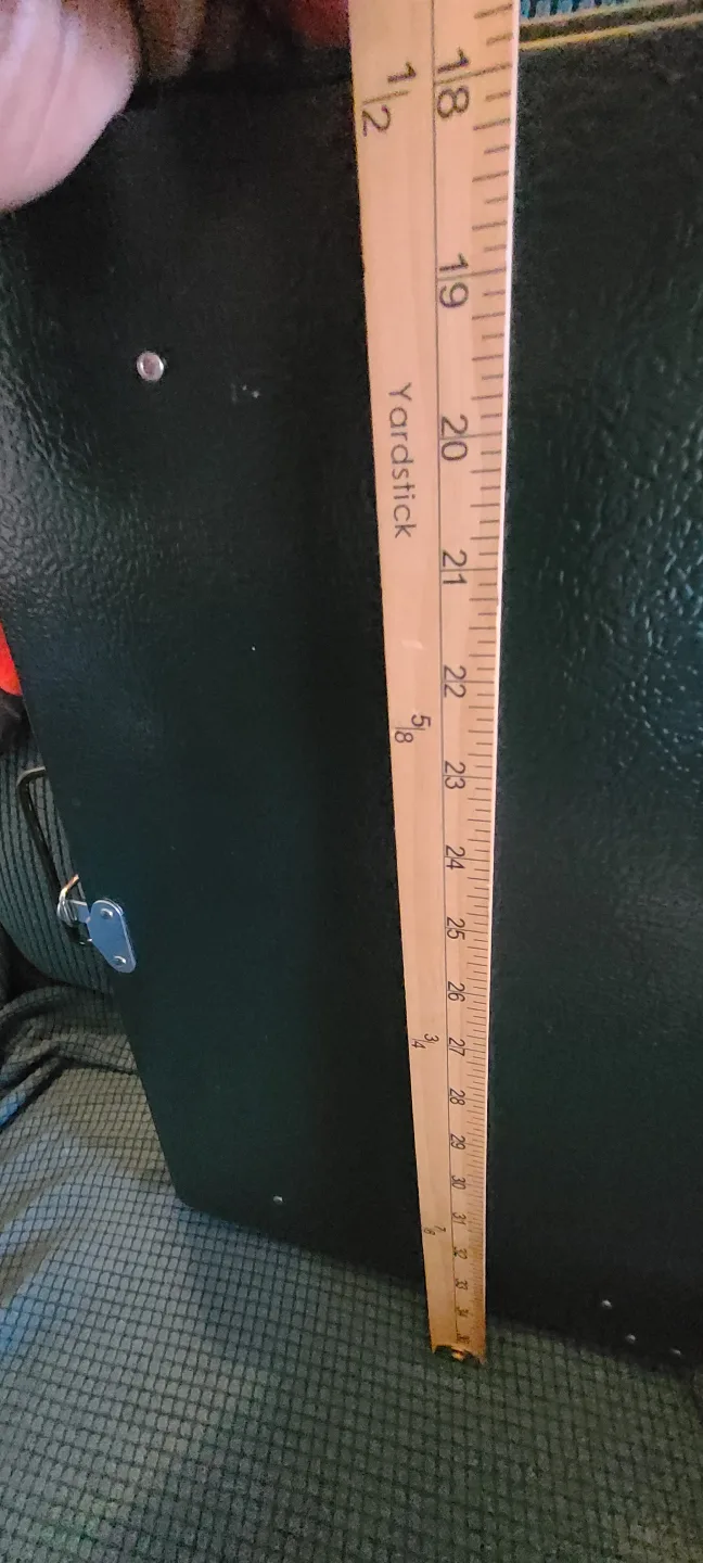 Coleman Duel fuel  2 Burner  Stove image indicator(10)