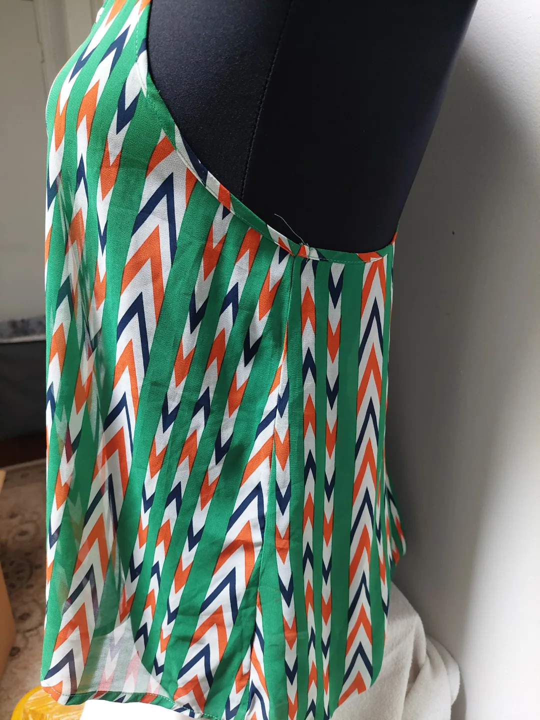 Gorgeous Green and Orange Chevron Print Cami Top Blouse Size M/M image indicator(4)