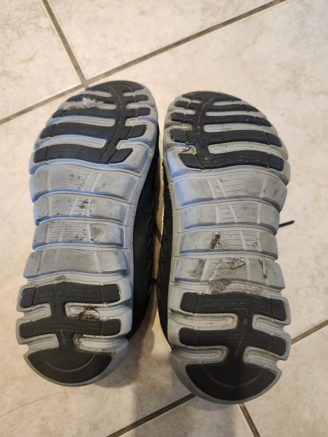 Reebok Work Shoes image indicator(2)