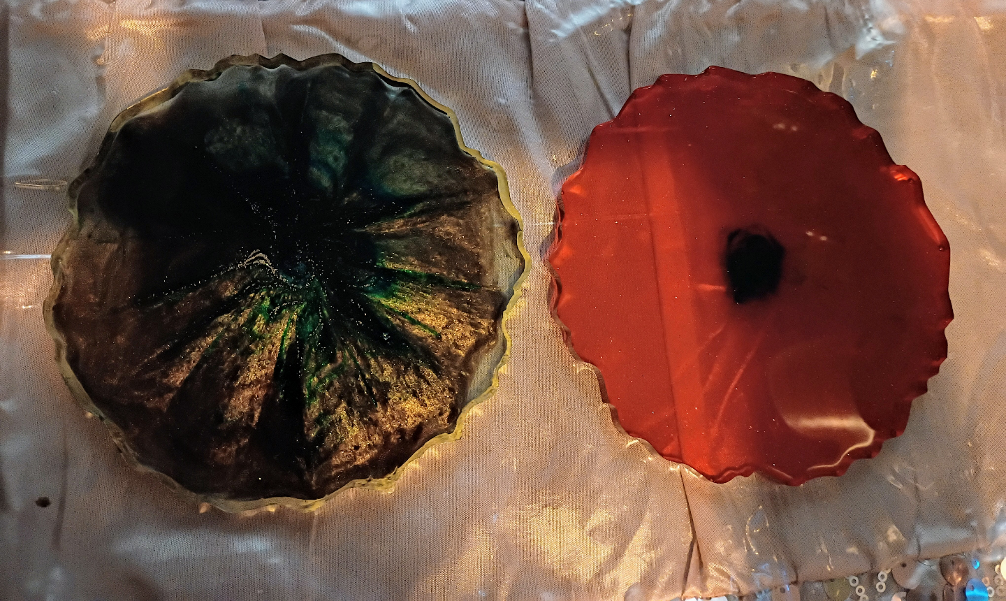 Two Resin Coasters for 10🧡- Green & Red