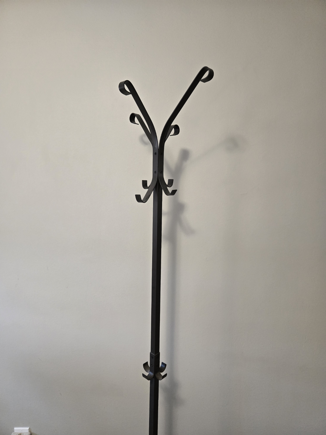 Coat Hanger - photo 2