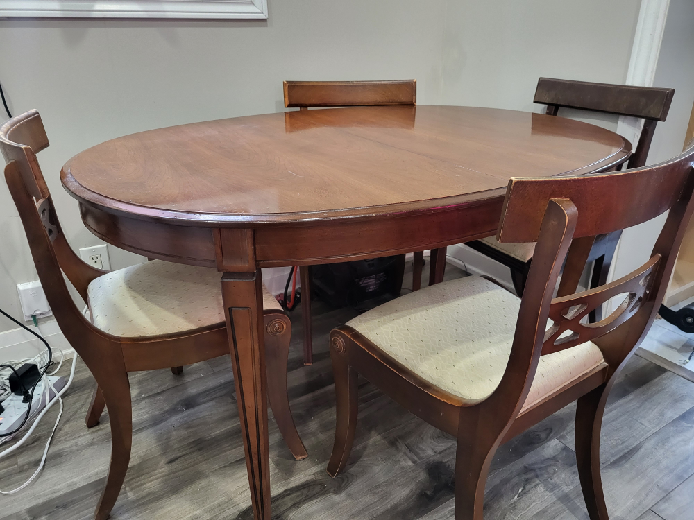 table and 6 chairs