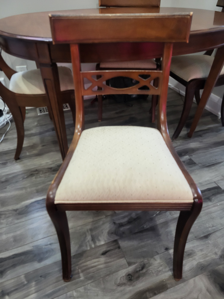 table and 6 chairs - photo 2
