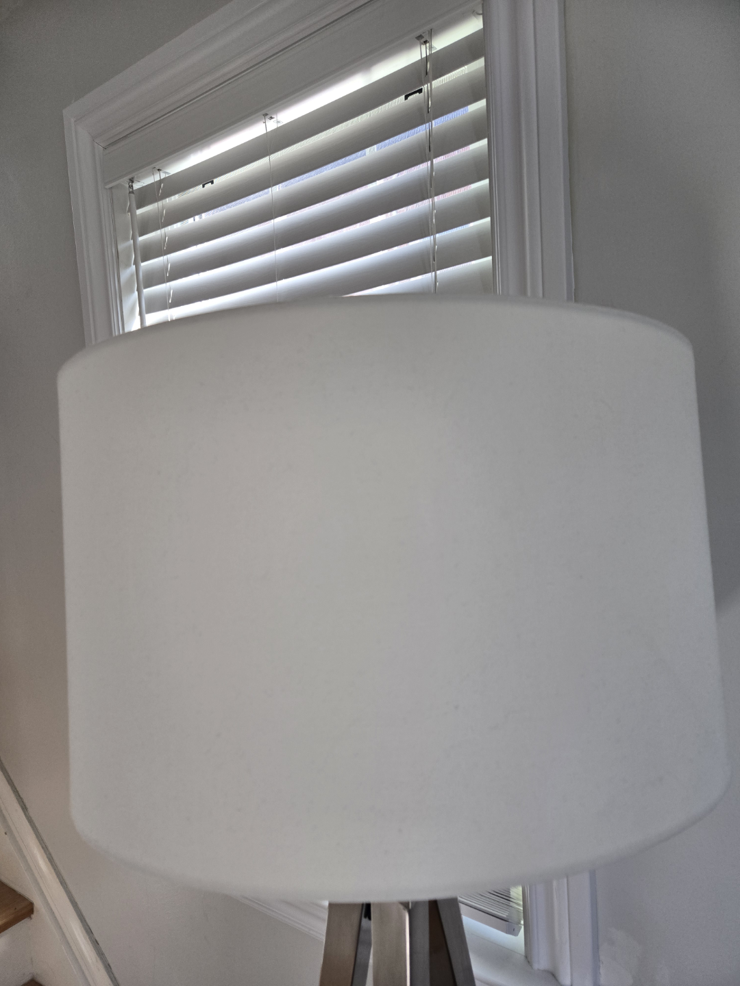 Tripod Floor Lamp with White Shade (Structube) - photo 3