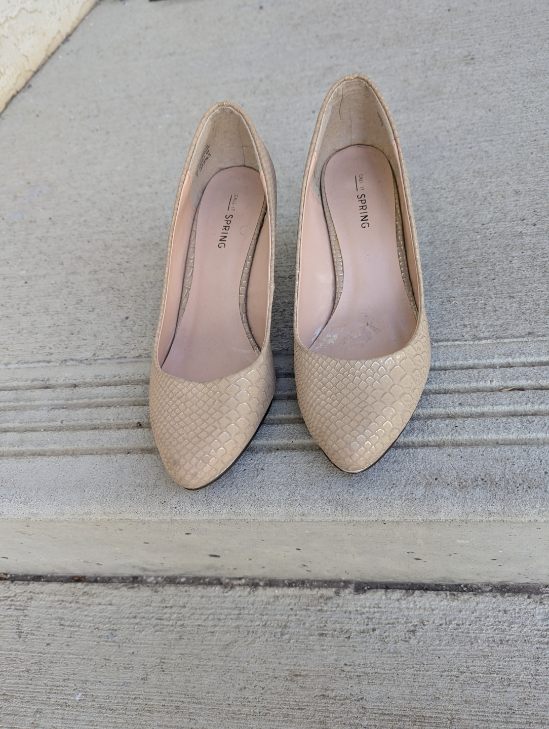 Women's Beige Snakeskin-Print Heels