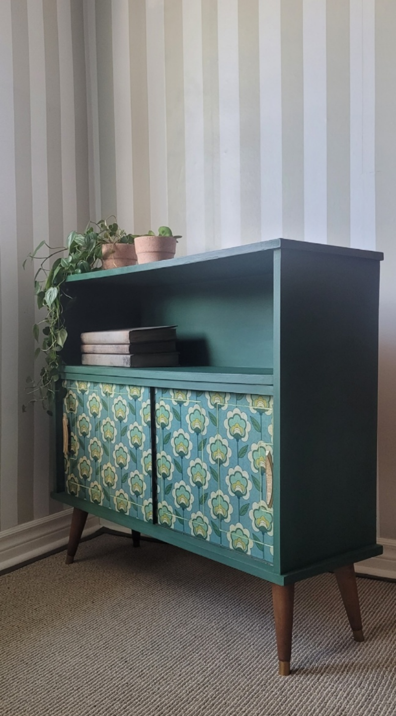 Mid-Century Modern Painted & Upcycled Sideboard - photo 4