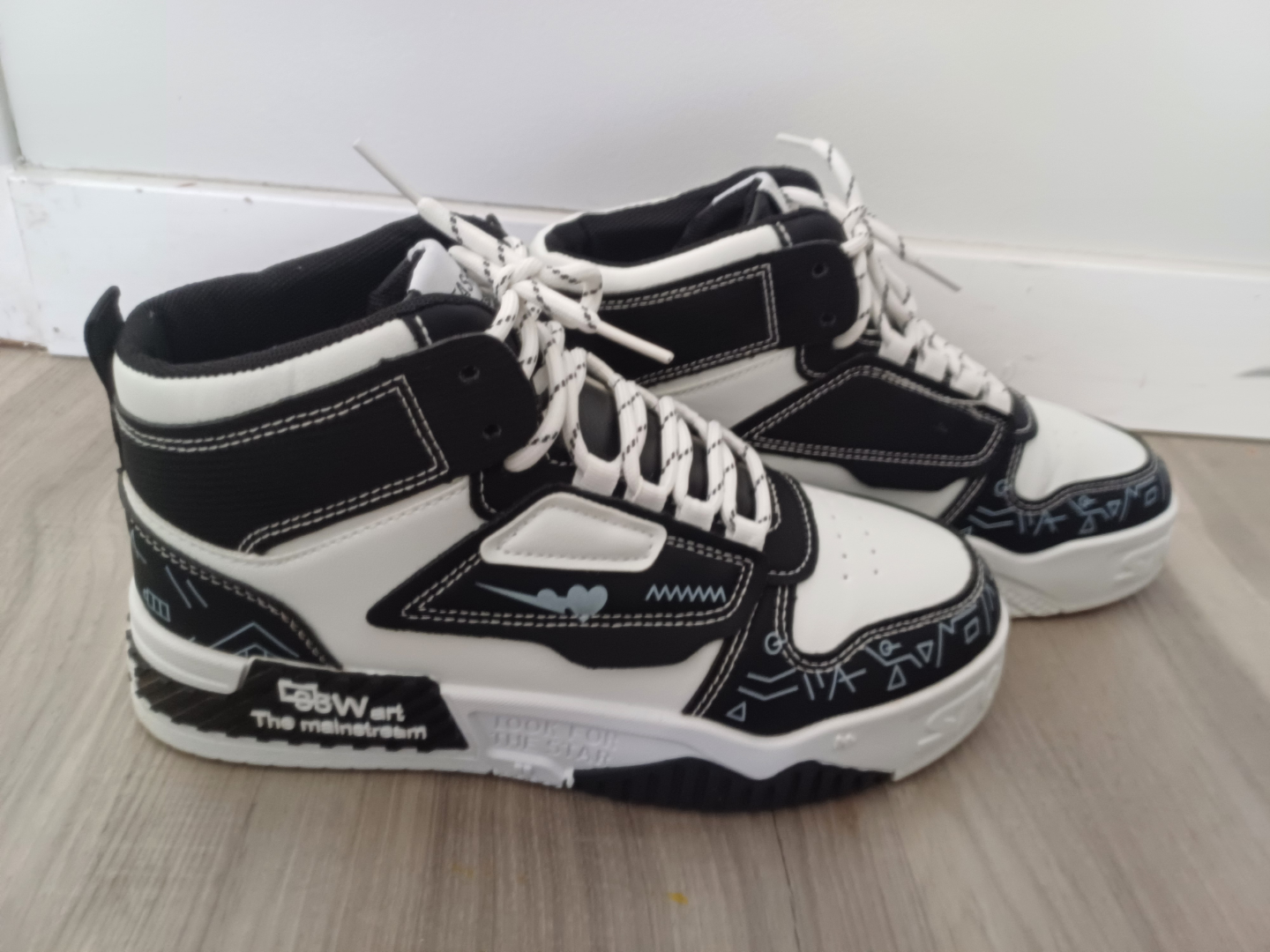 CobWart The Mainstream High-Top Sneakers - photo 4