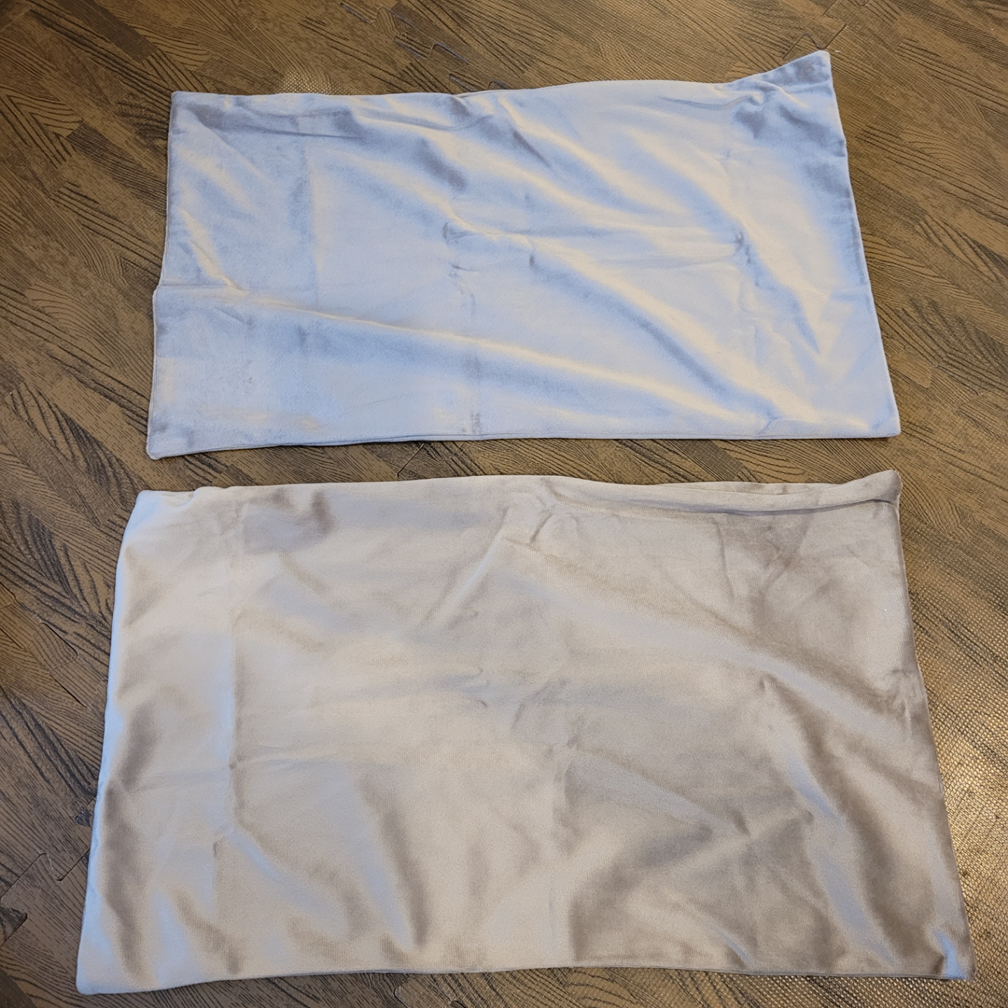 Four Light Coffee Velvet Pillowcases - photo 2