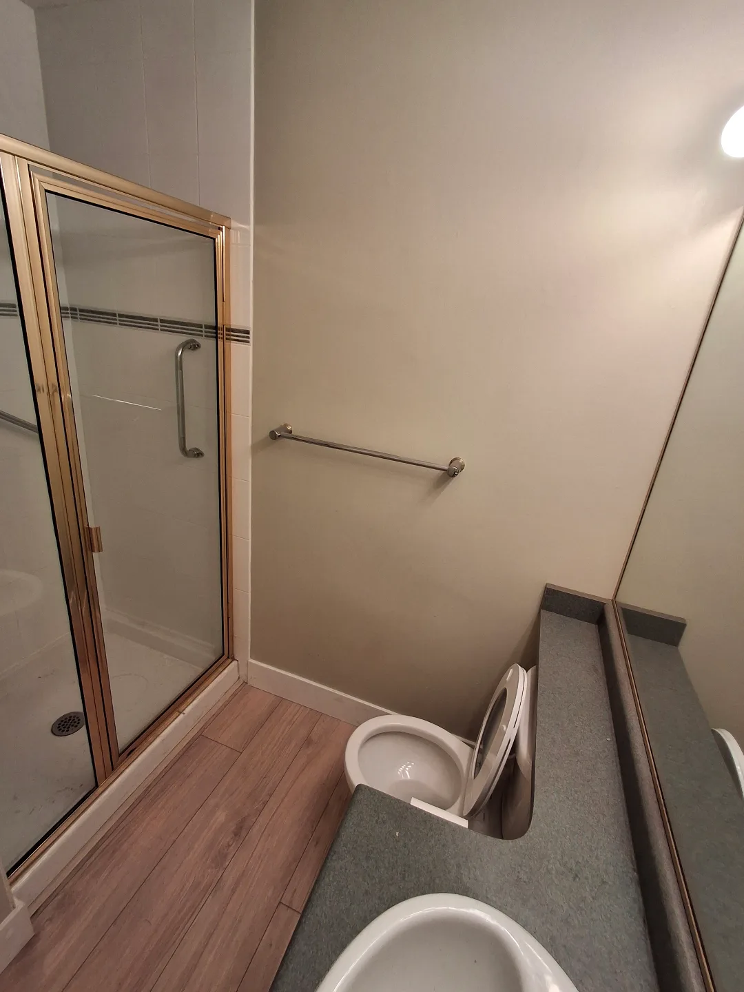 Roommate for 2 Bed/2 Bath Apartment image indicator(7)