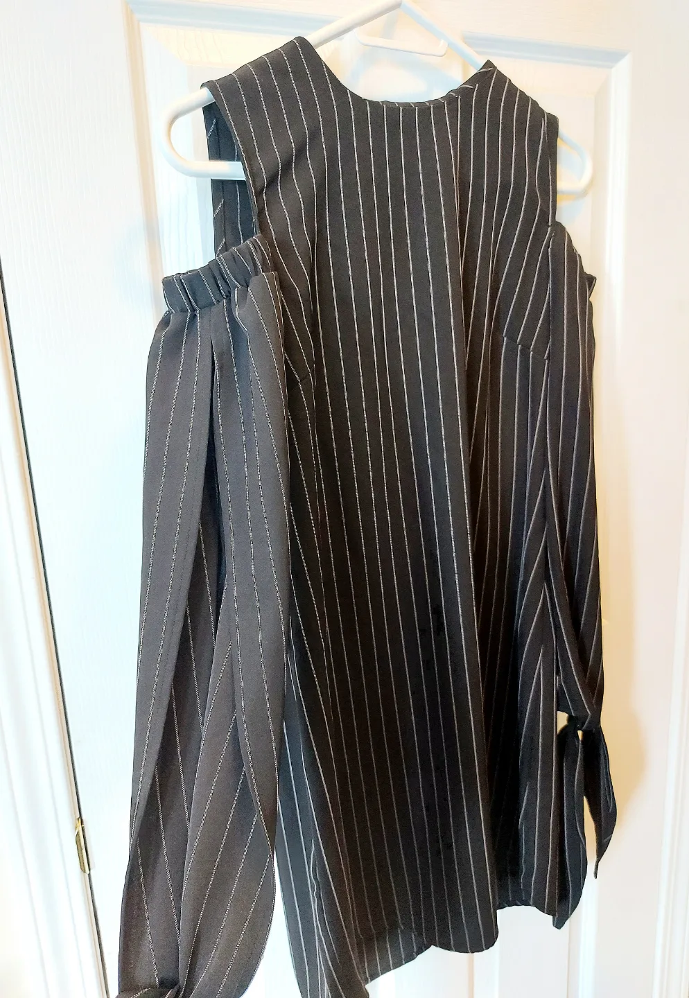 Black and White Striped Dress image indicator(2)