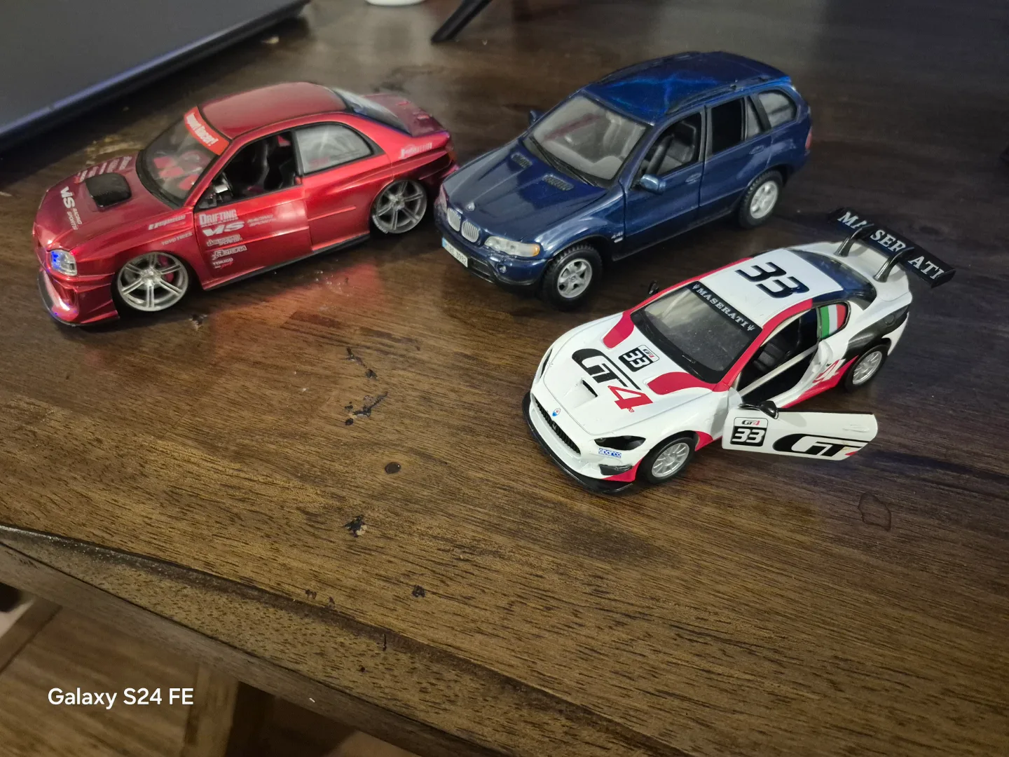 BMW X5 diecast car model thumbnail
