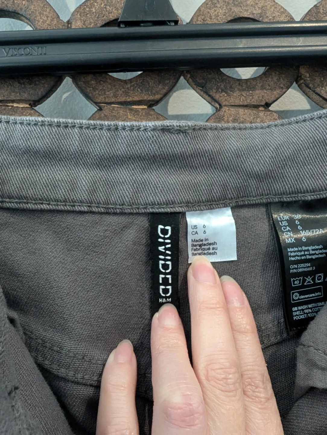 H&M High-Waist Grey Jeans image indicator(3)