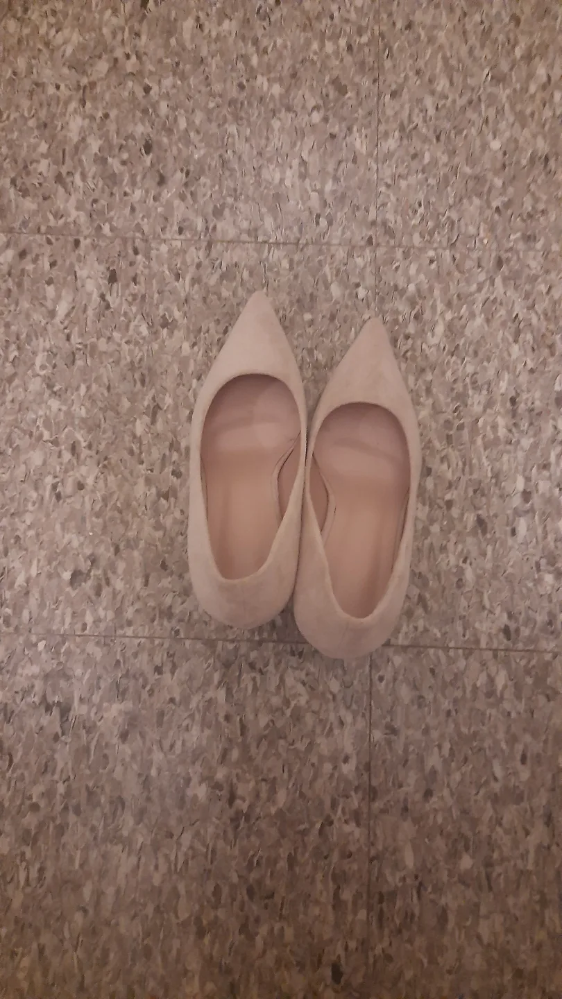 Women's Beige Wedge Heels thumbnail