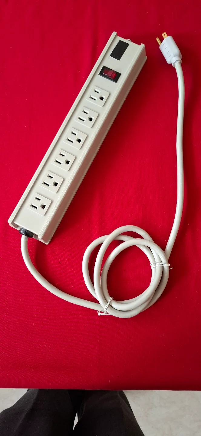 6 Outlet Surge Protector Power Bar thumbnail