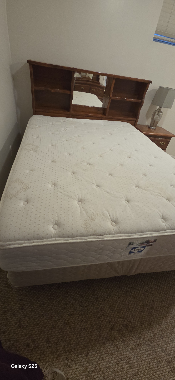 queen bedroom set - photo 4