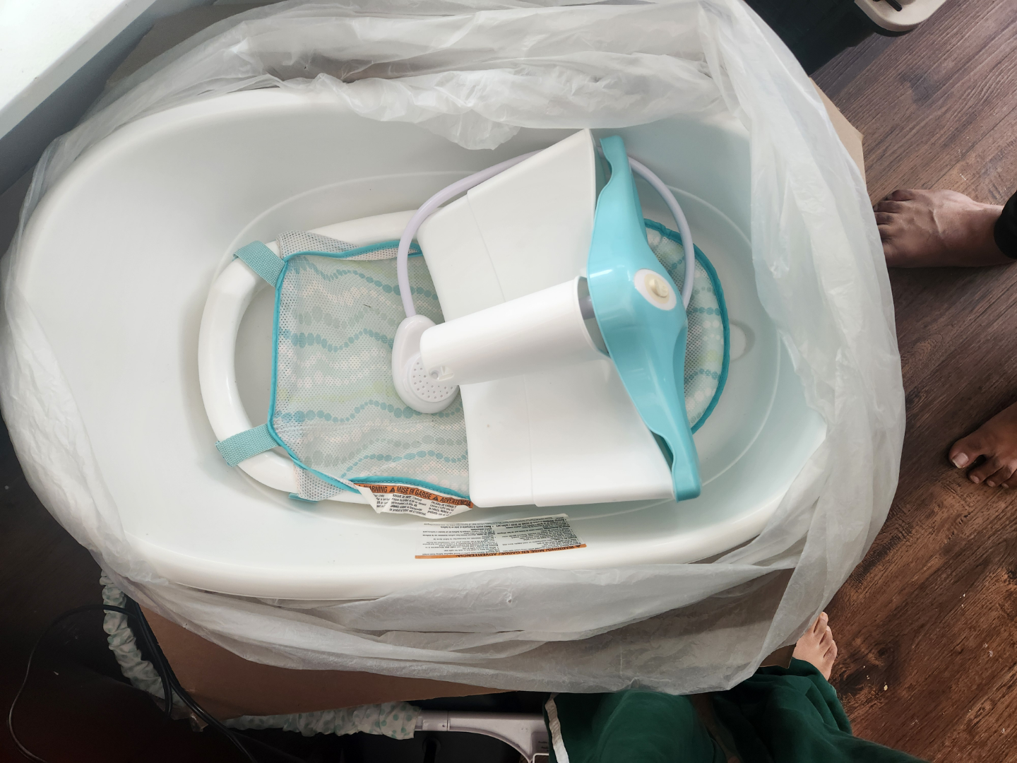 Baby Bath Tub with Sling and Sprayer