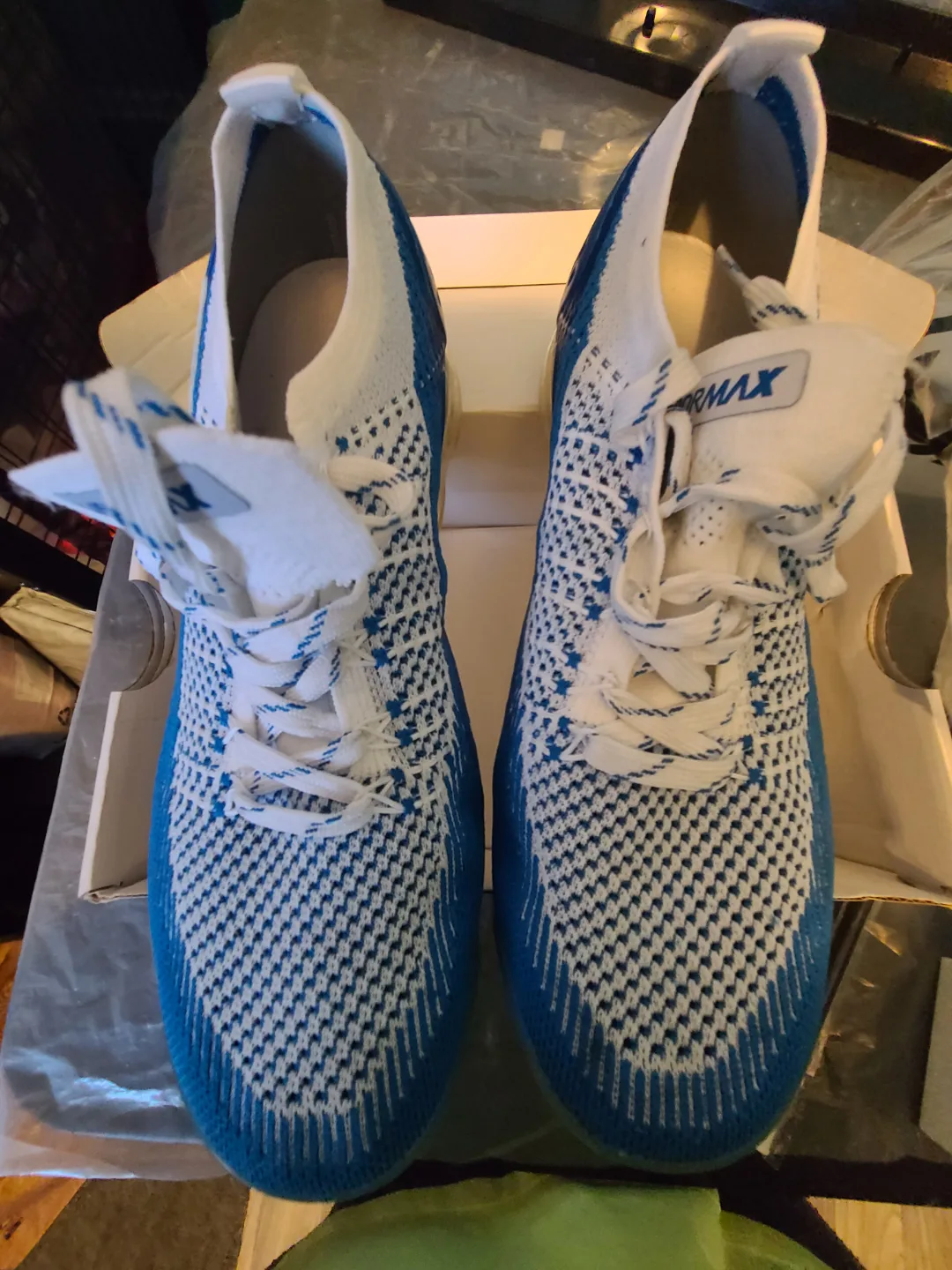 Nike Vapormax Sneakers - Blue and White. image indicator(9)