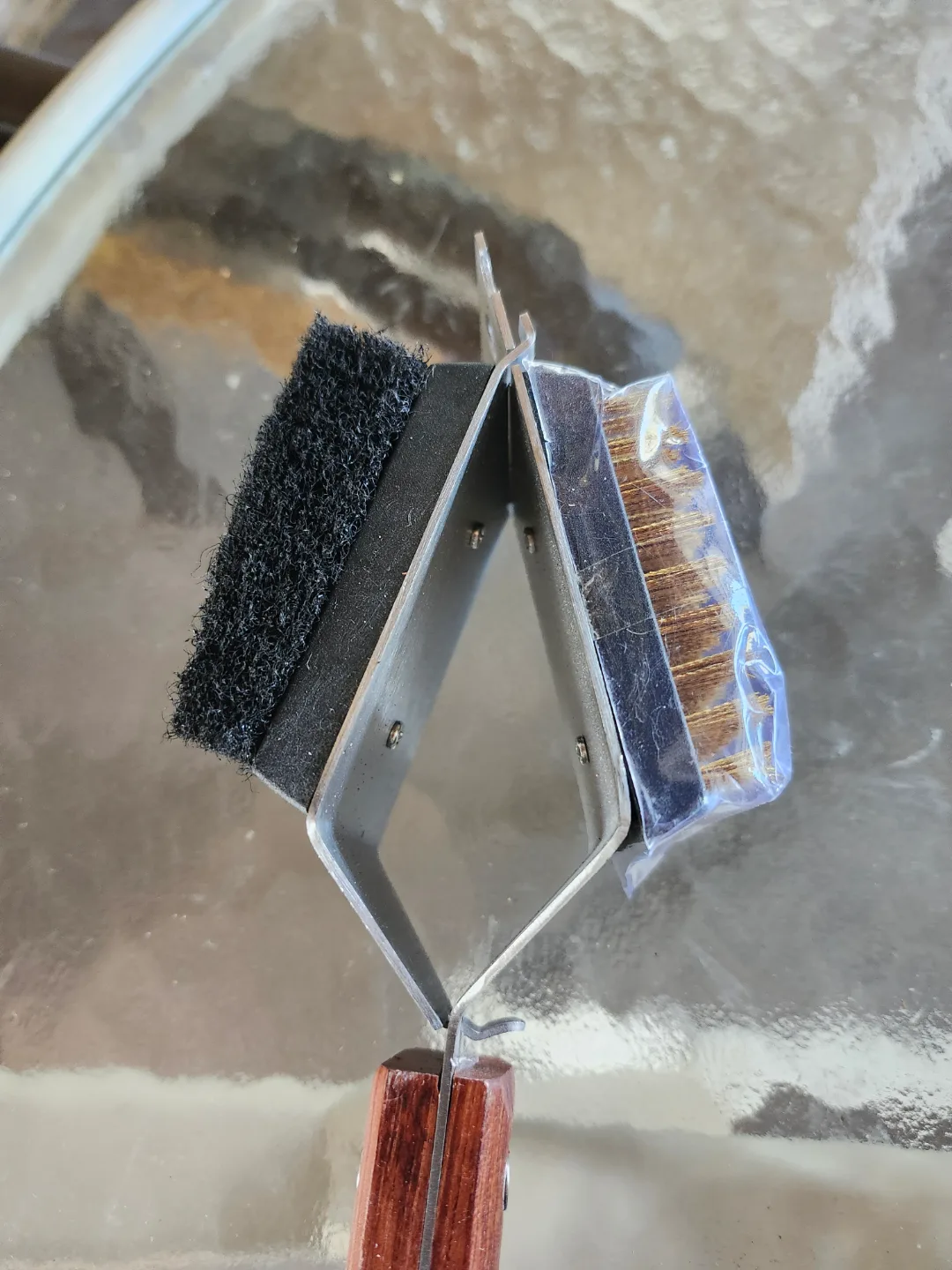 Grillware 3-in-1 BBQ Cleaning Brush Set with Wooden Handle image indicator(2)