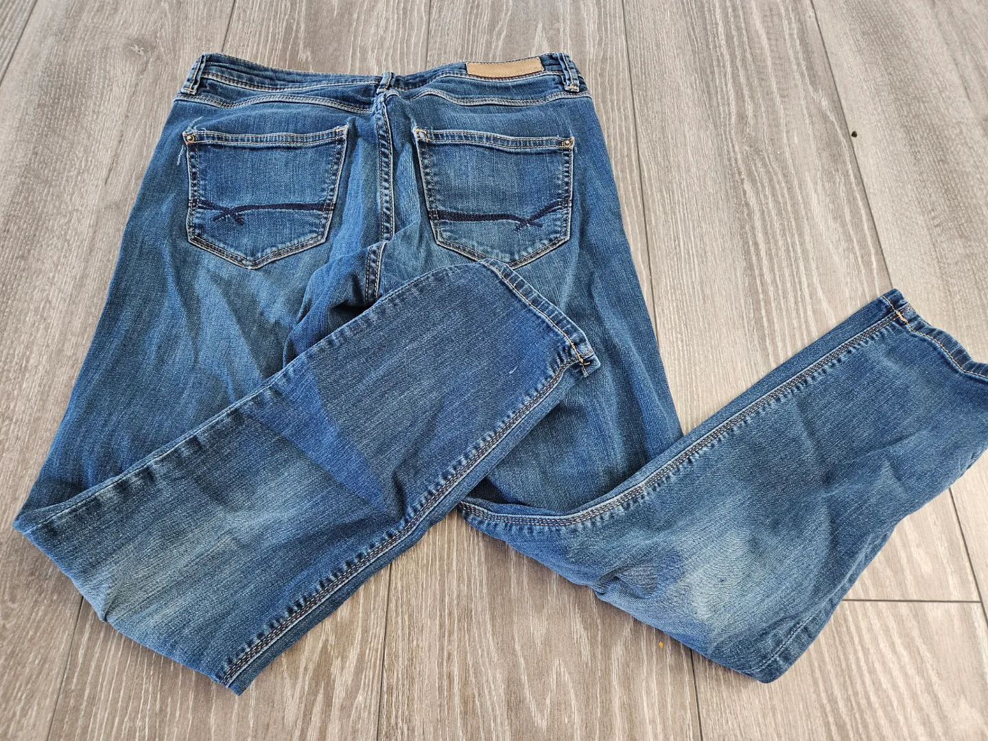 Mexx Girl's Cropped Jeans Size 27 image indicator(2)