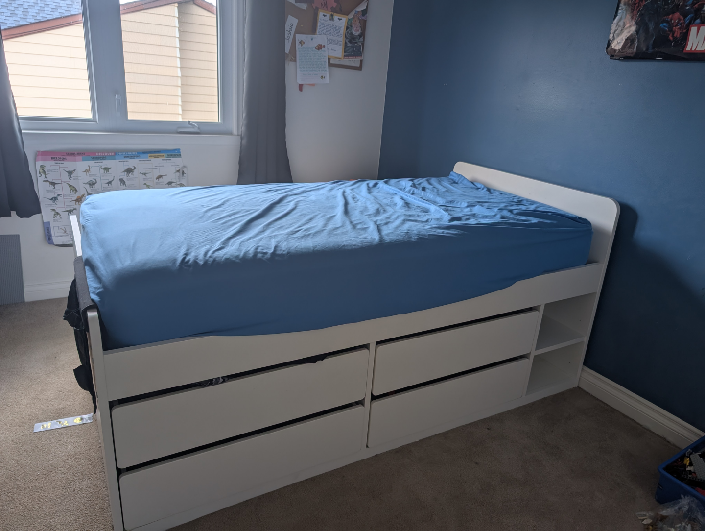 Twin Ikea White bed with storage drawers