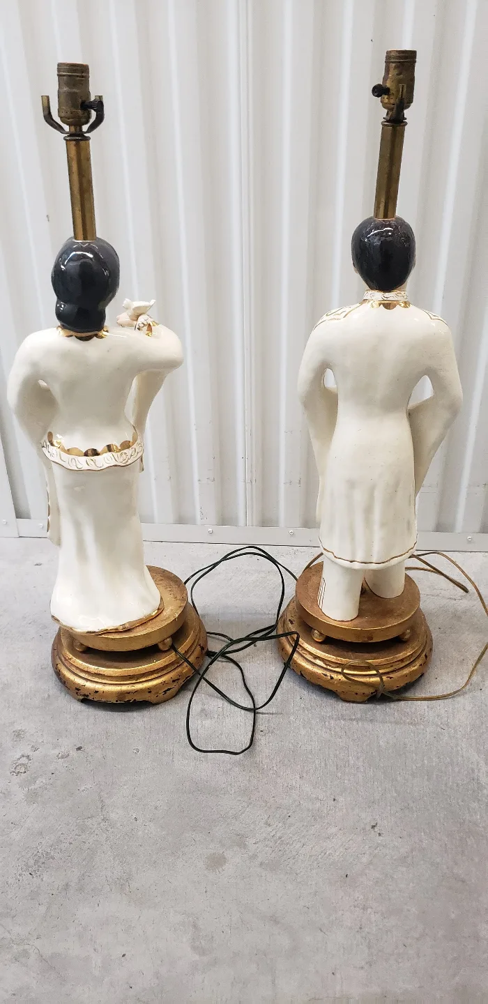 Pair of Vintage Asian Figurine Lamps image indicator(6)
