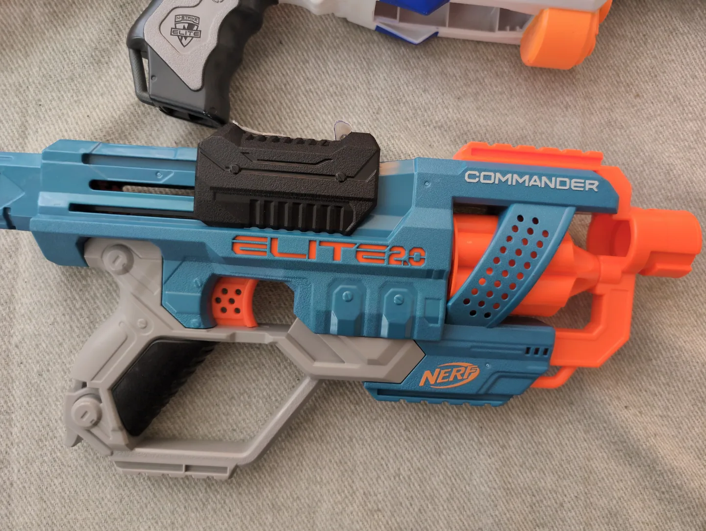 Nerf Elite Retaliator and Commander Toy Blasters thumbnail