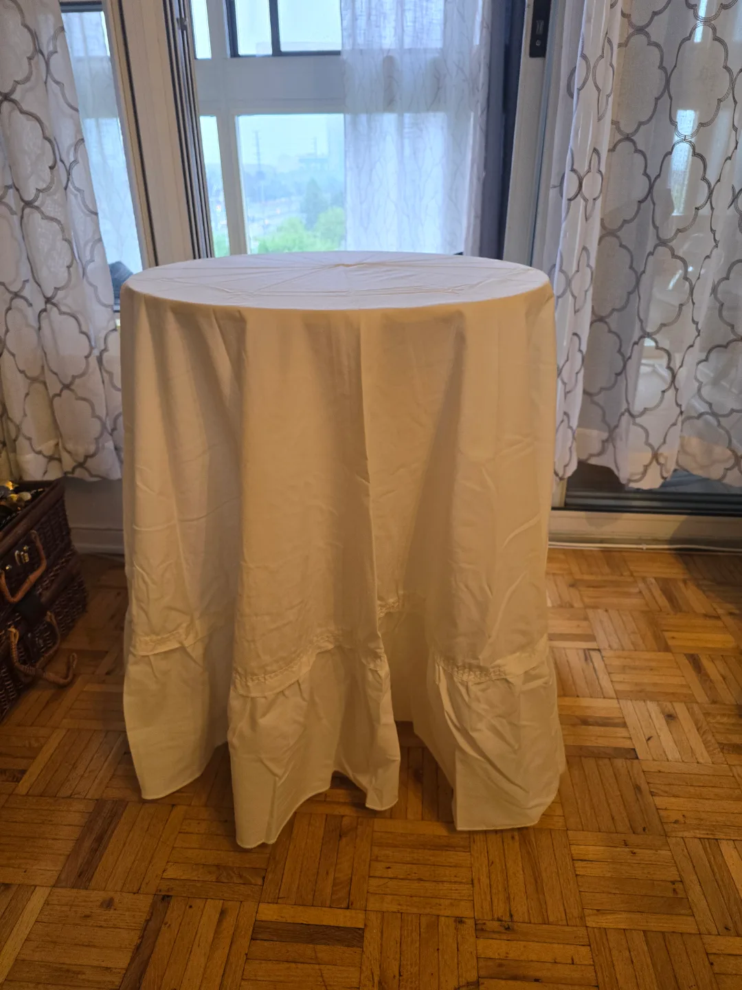 Tablecloth thumbnail