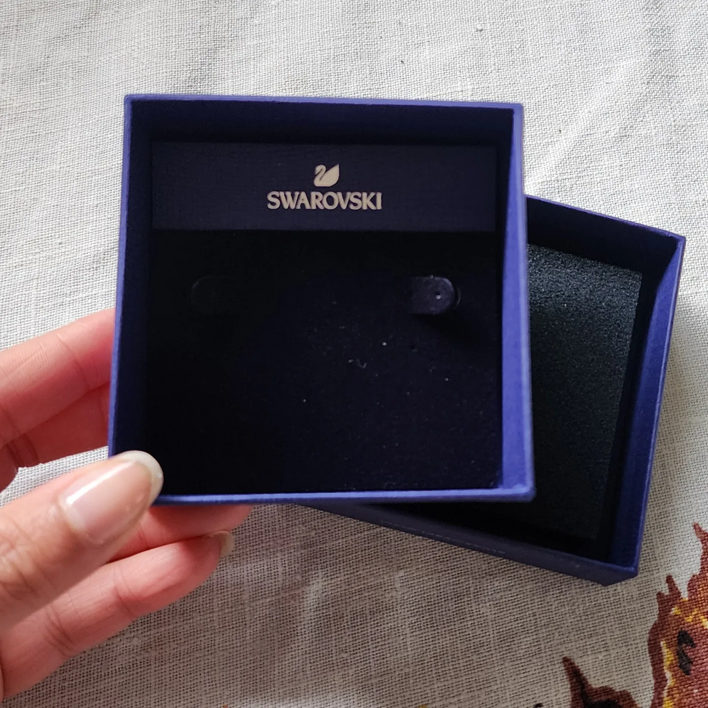 Earring Box 🇨🇦 thumbnail