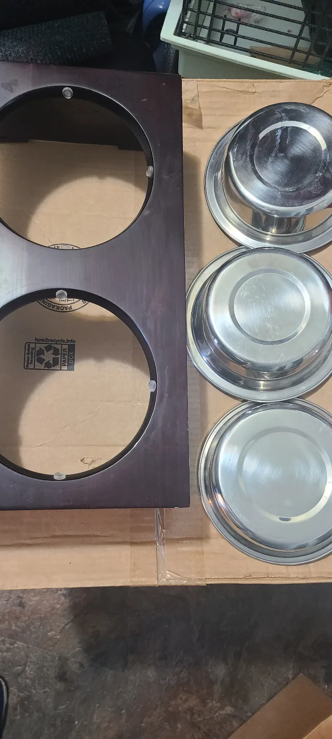 Elevated Pet Feeder with Stainless Steel Bowls🥕 image indicator(6)