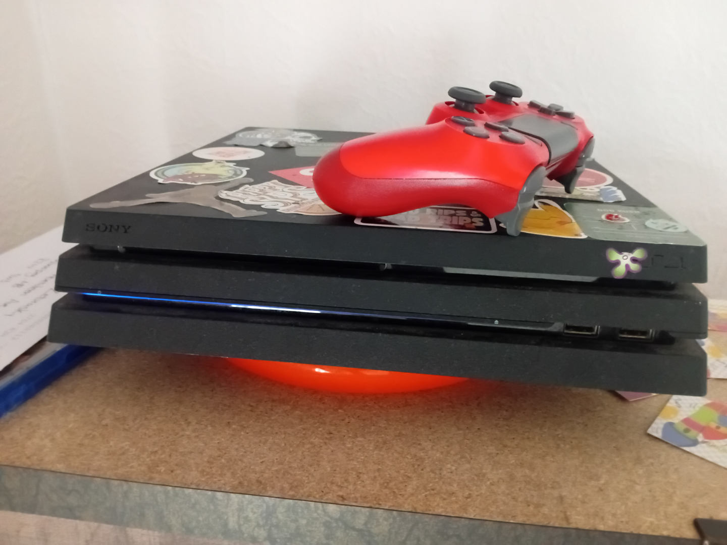 Sony PlayStation 4 pro Console with Controller