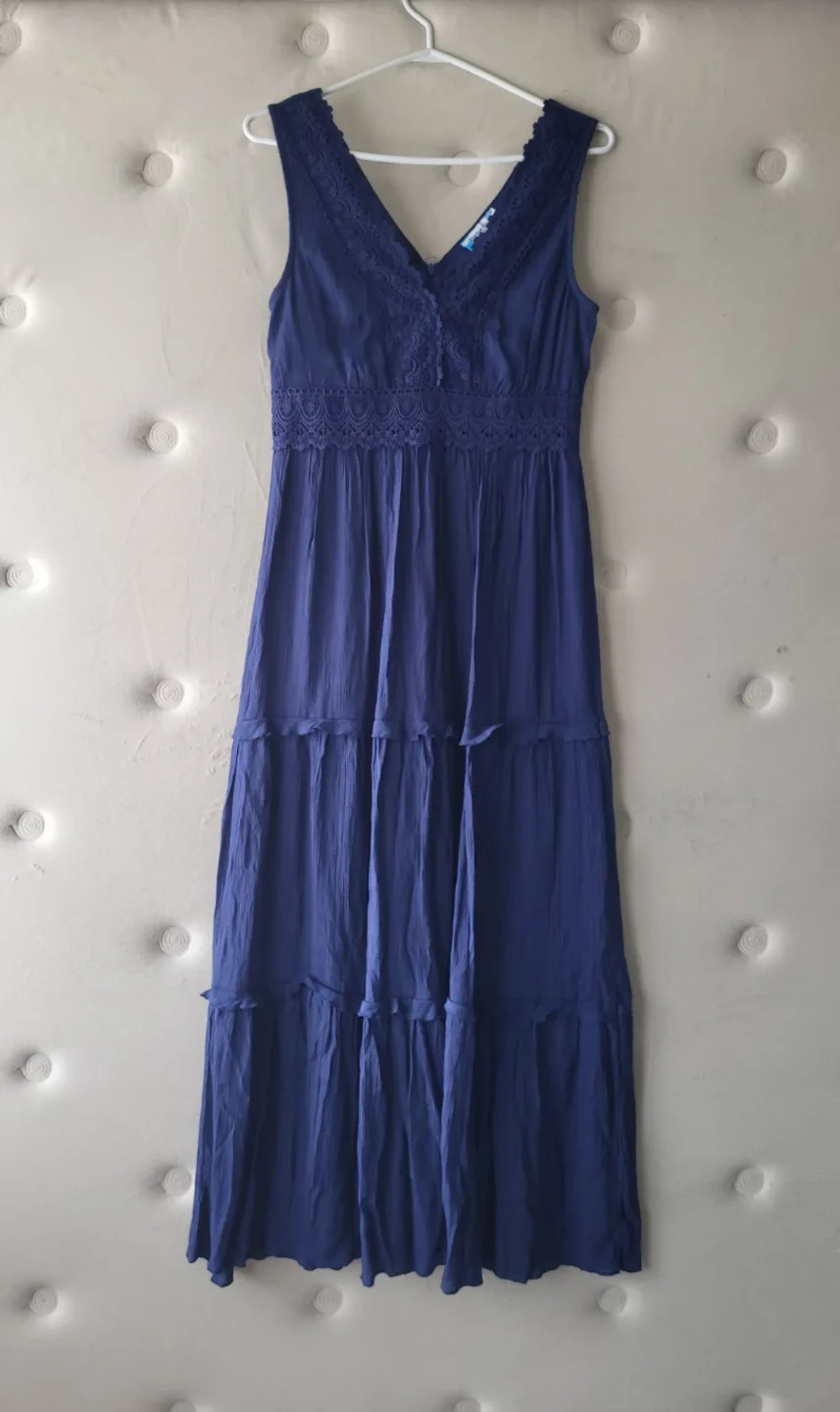 Gorgeous Navy Blue Maxi Dress with Lace Detail thumbnail