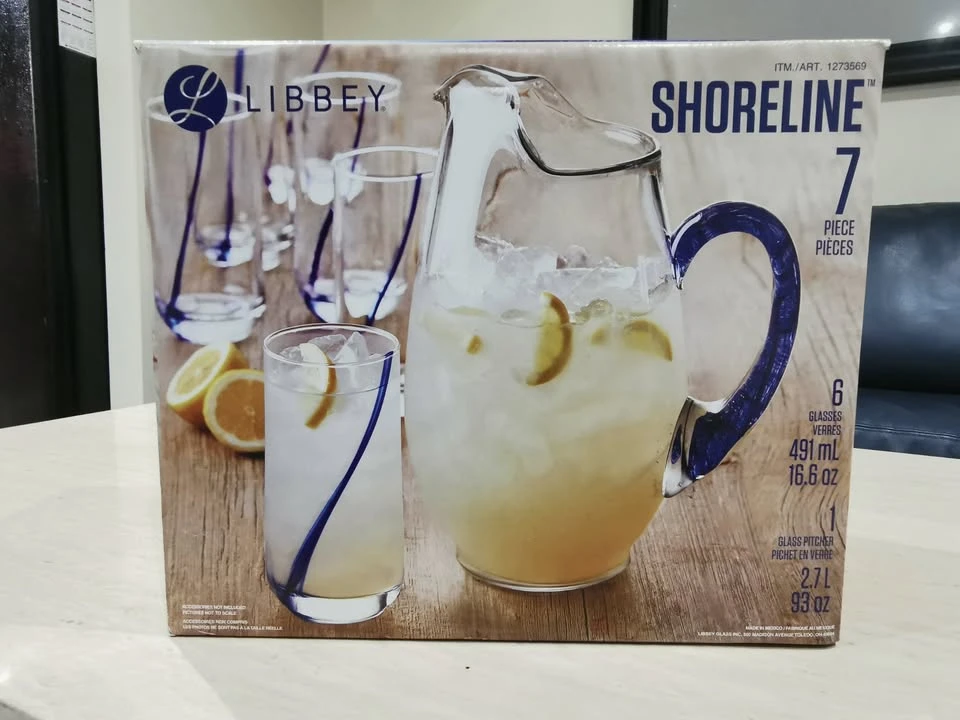 New with box 7-Piece Glass Pitcher and Tumbler Set