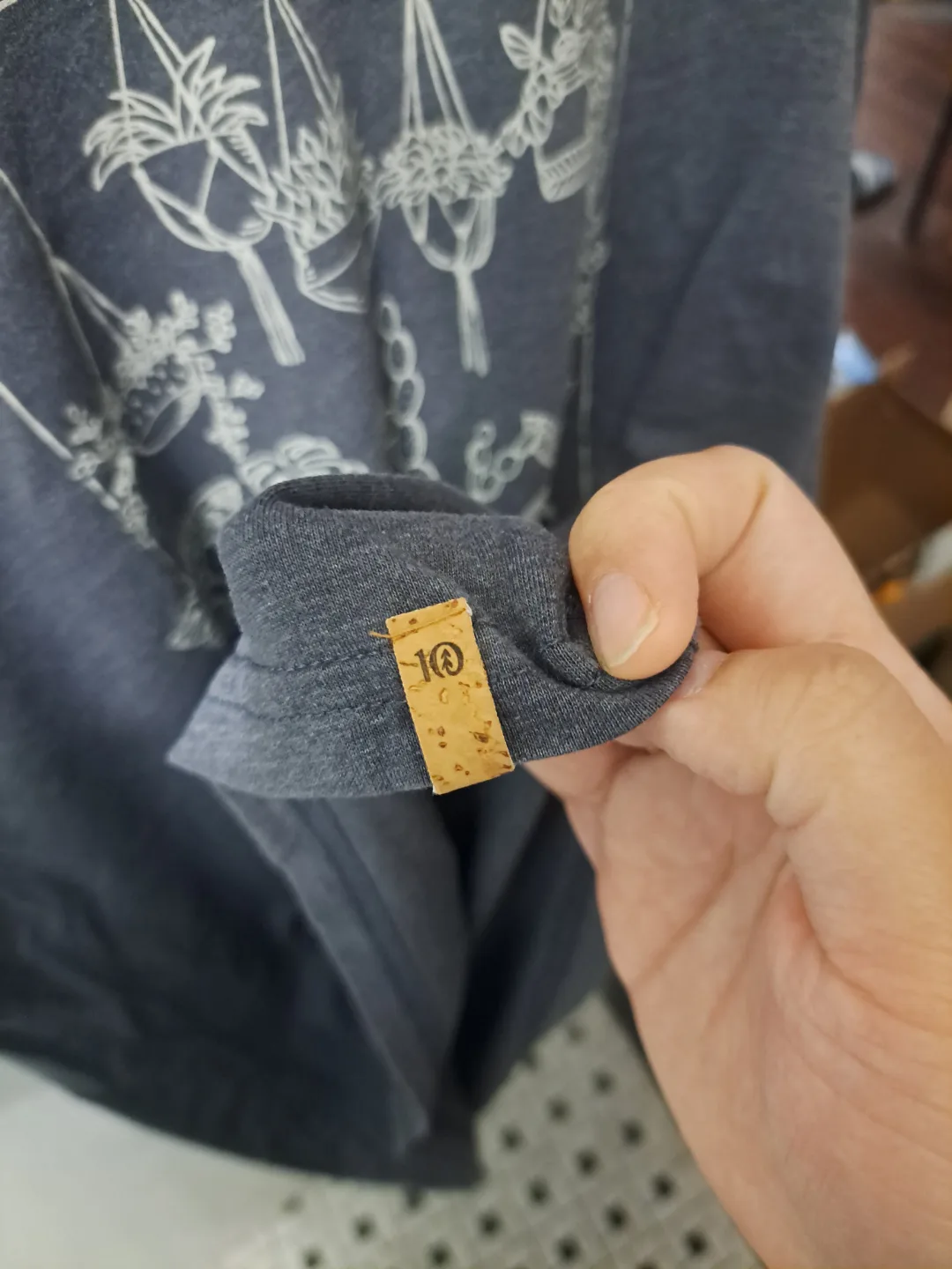 tentree shirt ##freecycle image indicator(3)