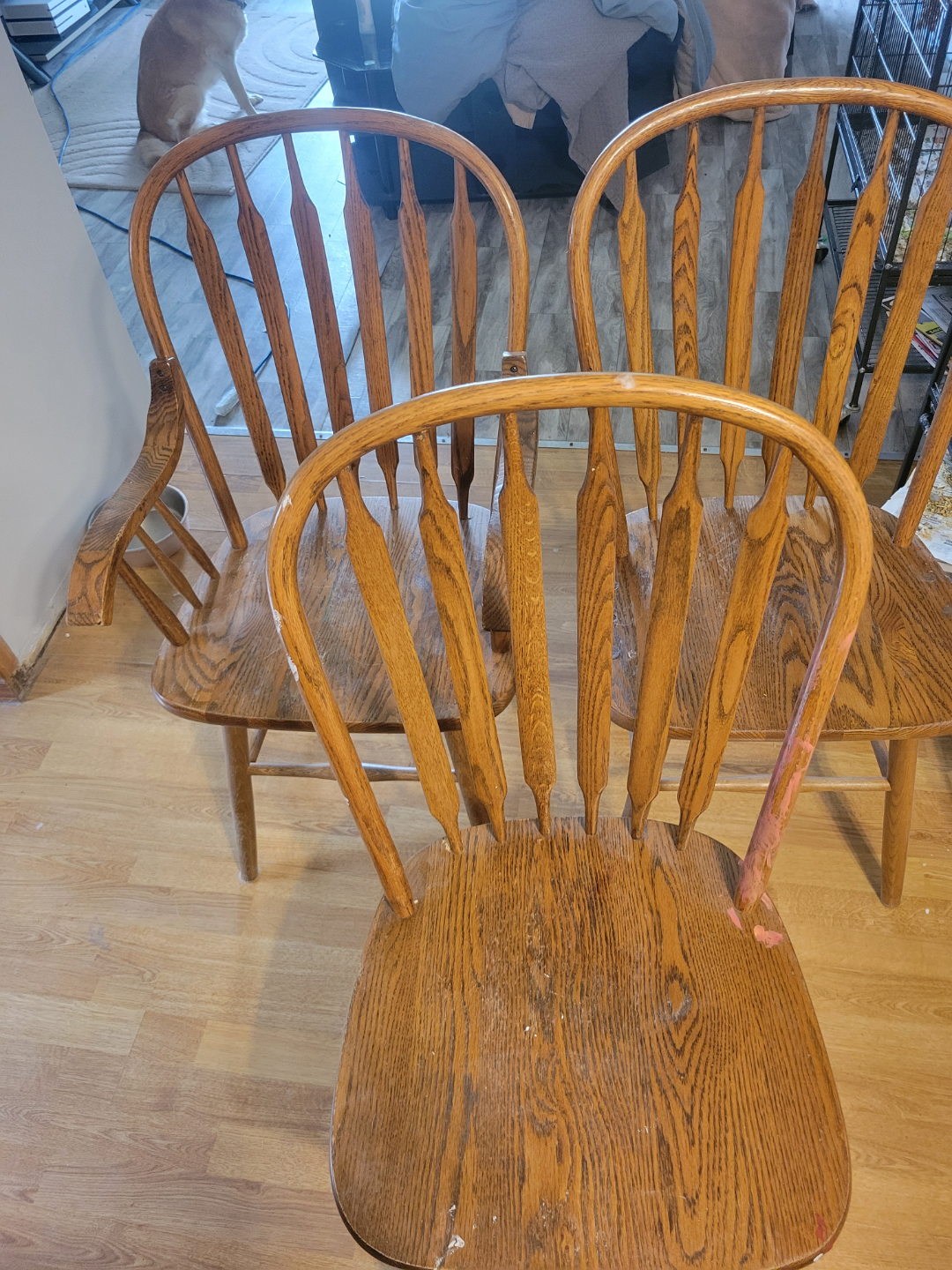 Round Oak Dining Table and six Chairs - photo 3