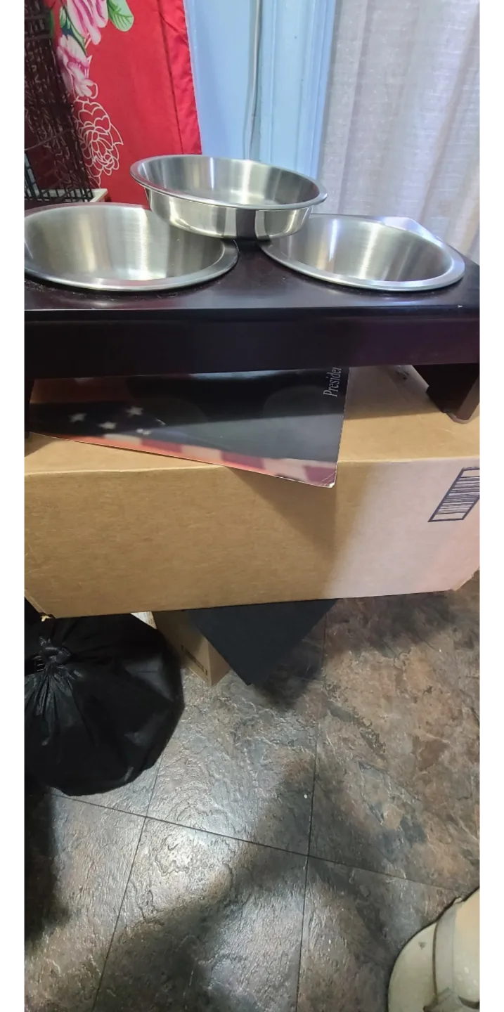 Elevated Pet Feeder with Stainless Steel Bowls🥕 image indicator(2)