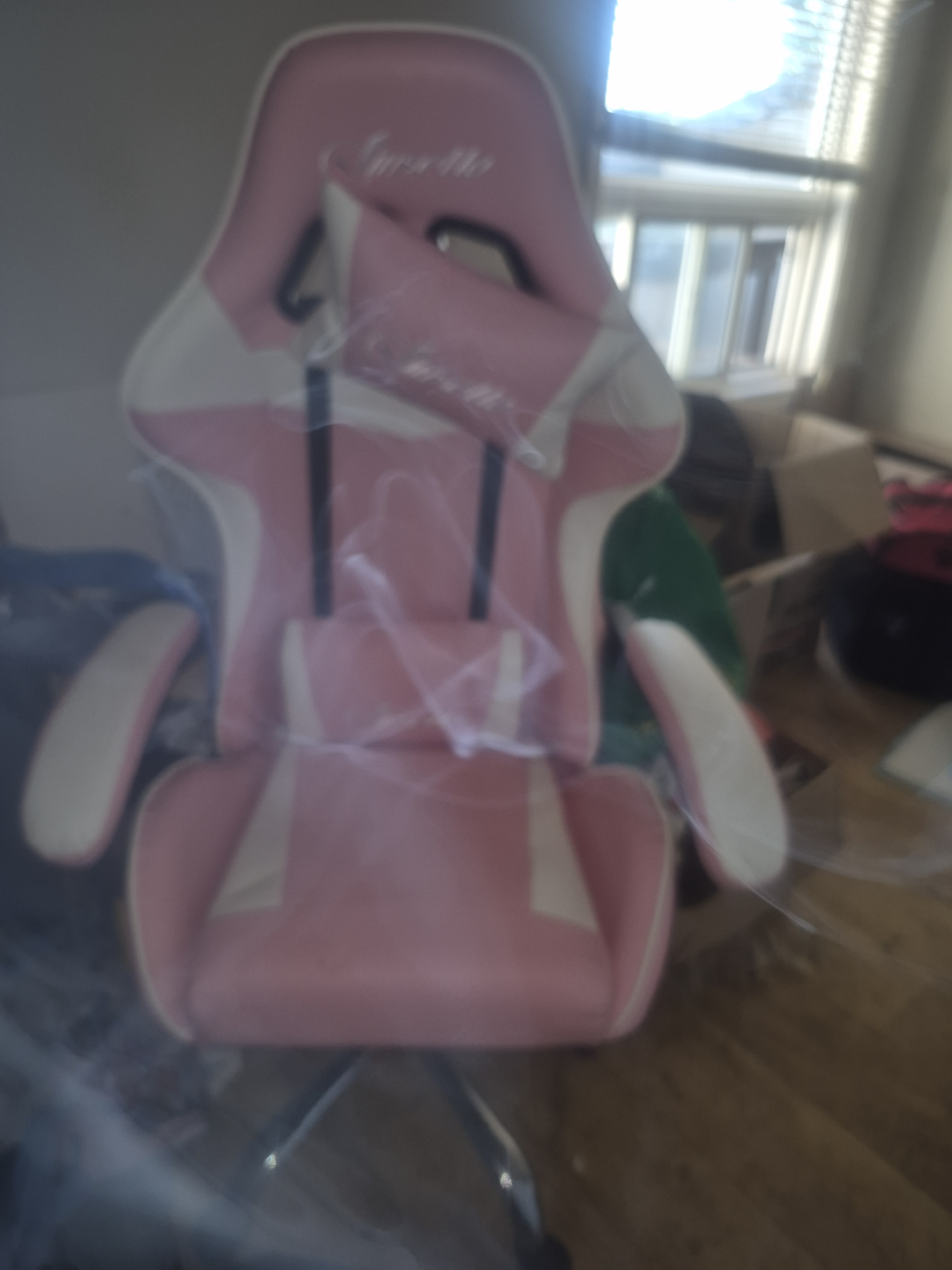 Pink and White Gaming Chair - photo 2