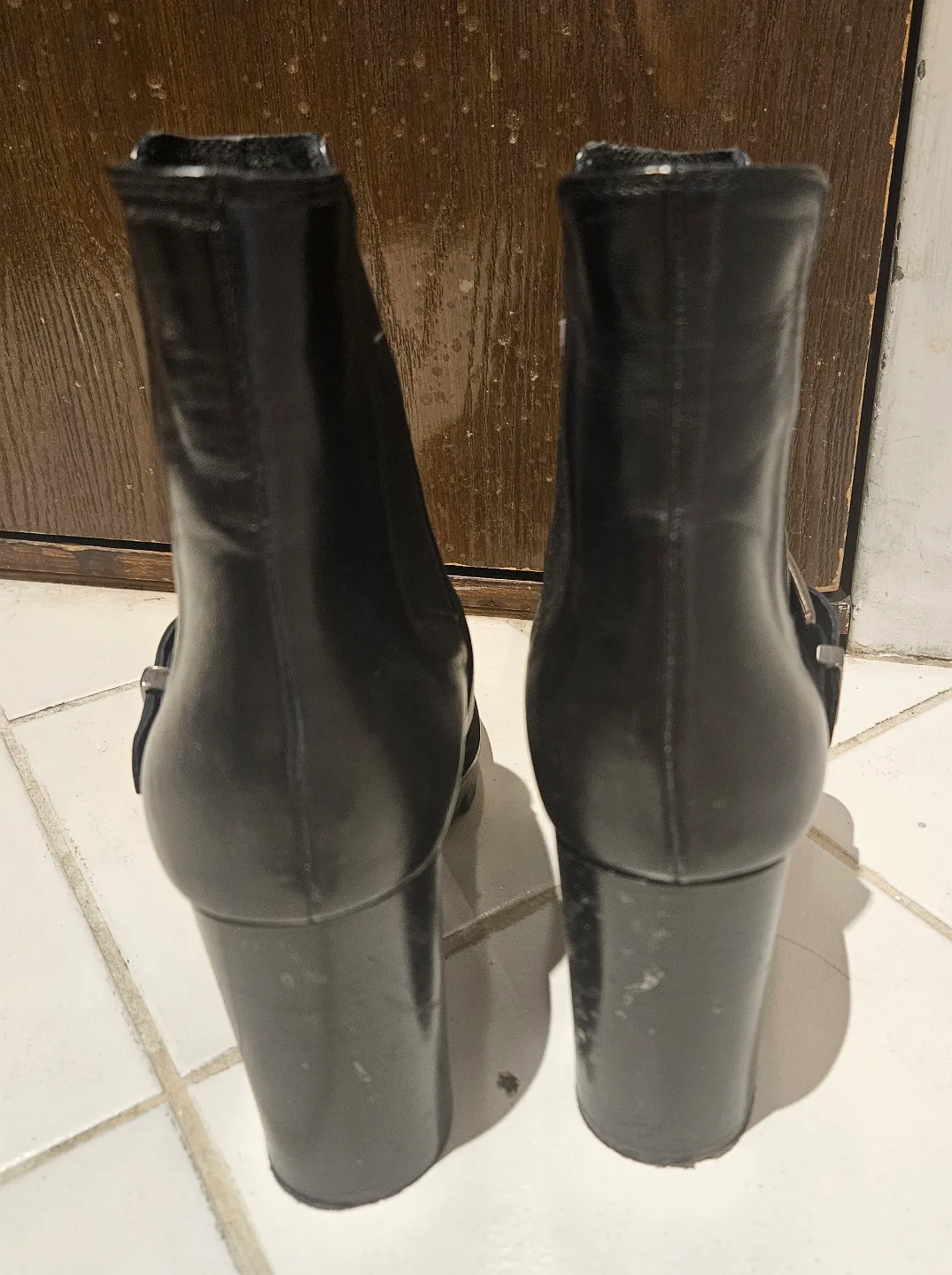 Marc Cain Black Leather Buckle Boots - Size 38 image indicator(3)